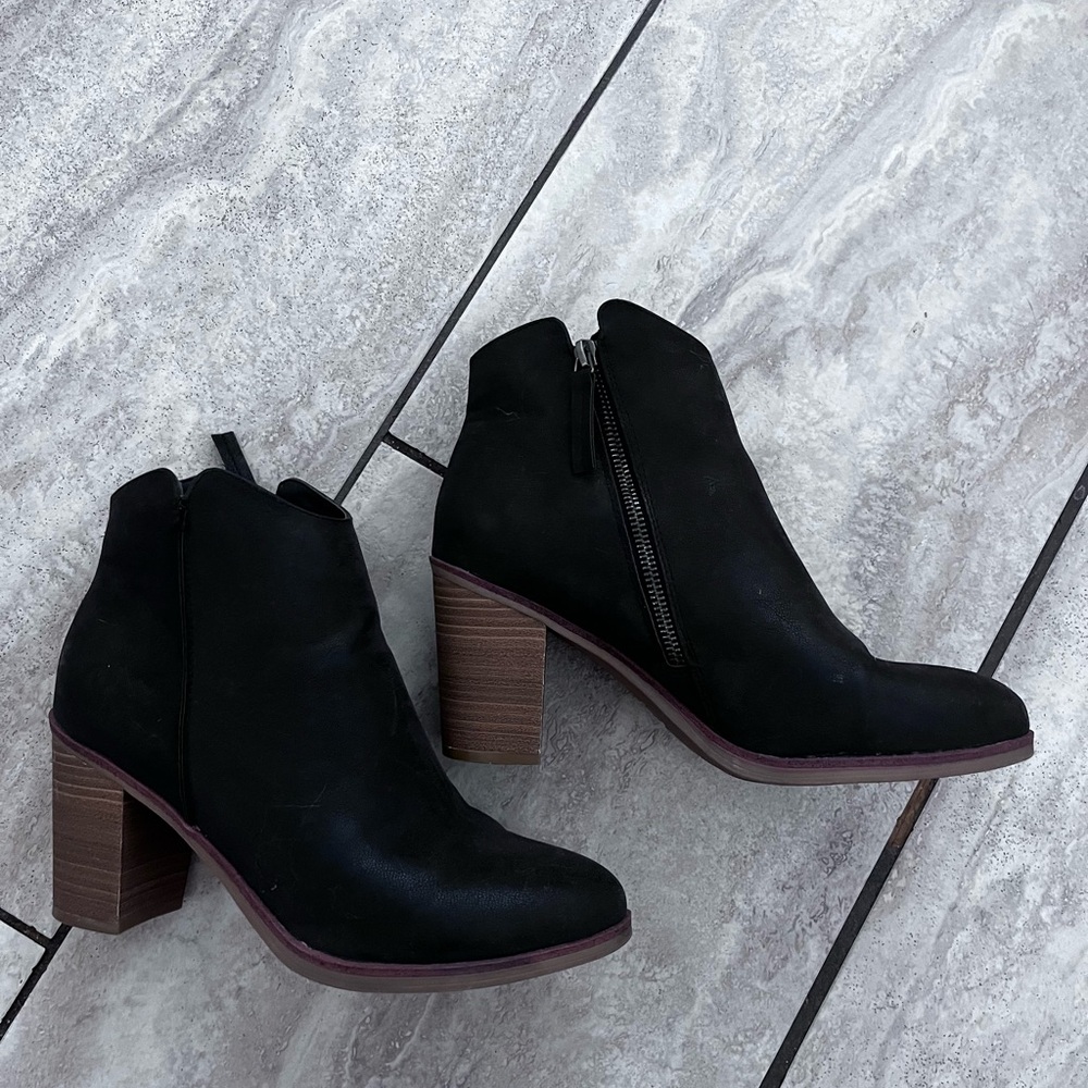 MIA Black Ankle Booties with Brown Heel